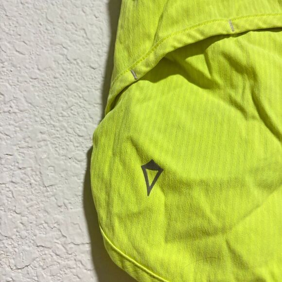 Ivivva Girls Neon Yellow Running Shorts 14 Pull On Light Wash Lined Athletic - Picture 5 of 9